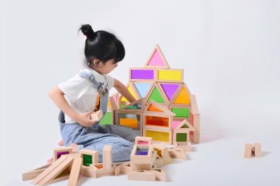 Transparent acrylic window blocks used for preschool light table play