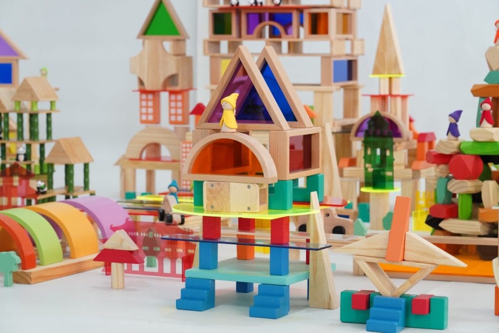 578-Piece Wooden Construction & Small World Play Set