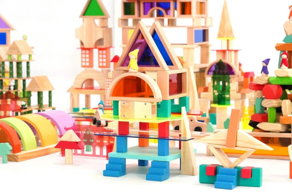 578-Piece Wooden Construction & Small World Play Set