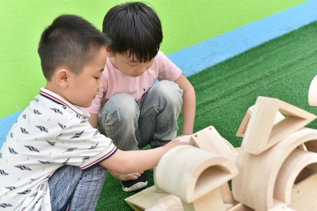 58-Piece Large Hollow Wooden Building Blocks Set
