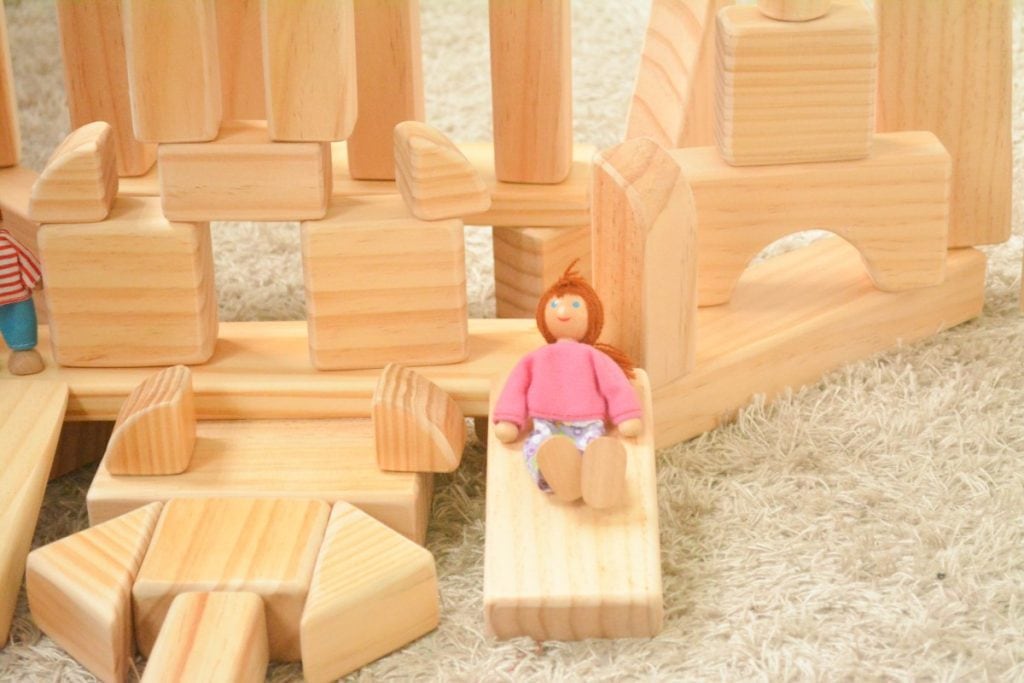 64-Piece Rounded-Edge Pinewood Unit Block Set