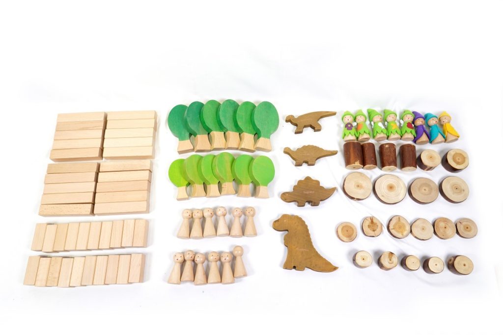 95-Piece Wooden Woodland Small World Play Set