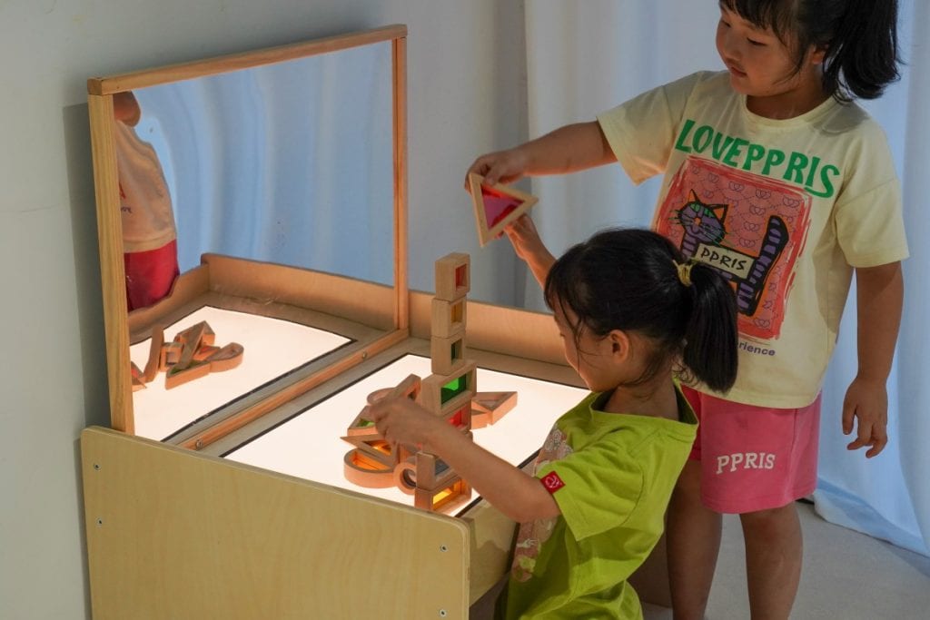 Sensory Light Table & Mirror Exploration Set