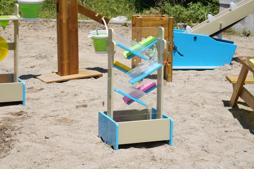 106-Piece Complete Sand & Water Activity Set