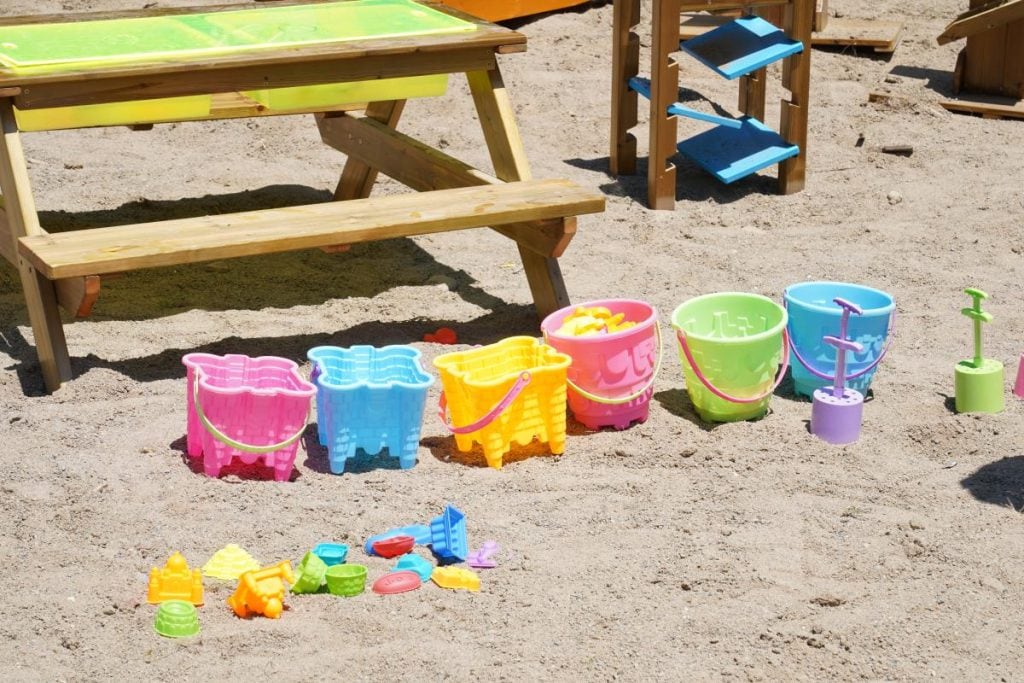 106-Piece Complete Sand & Water Activity Set