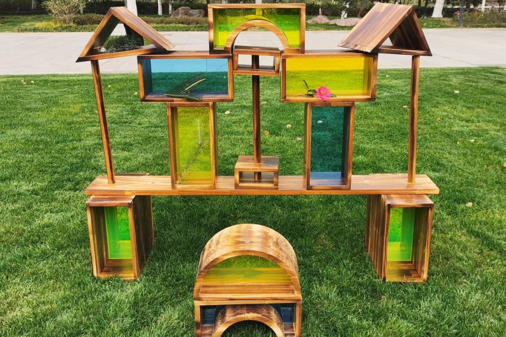 108-Piece Outdoor Hollow Blocks with Acrylic Panels