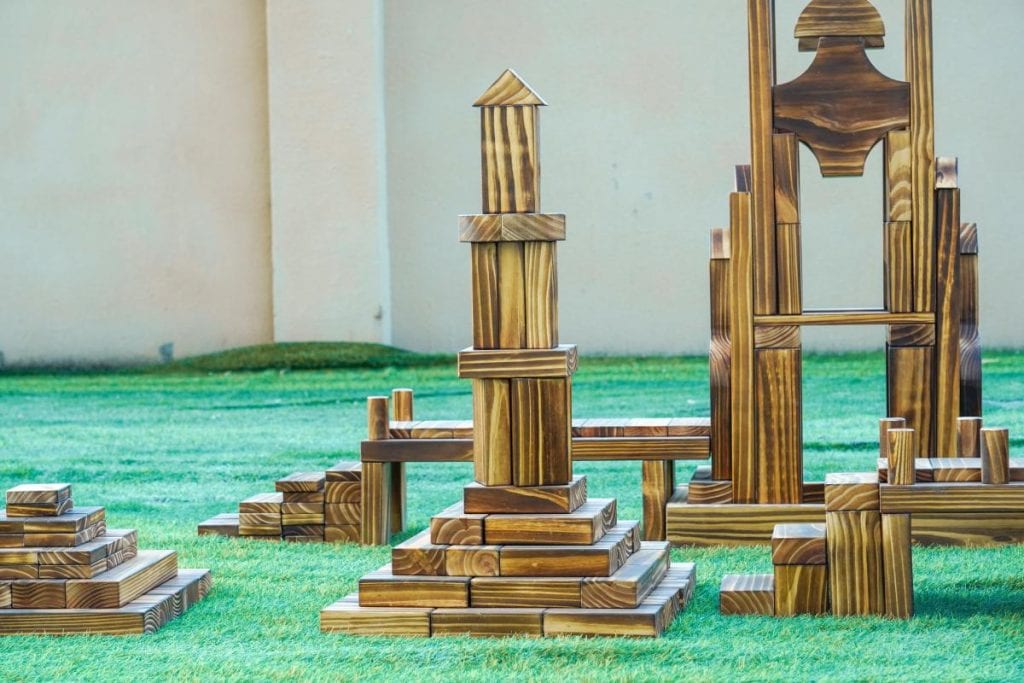 1180 piece large outdoor wooden building blocks