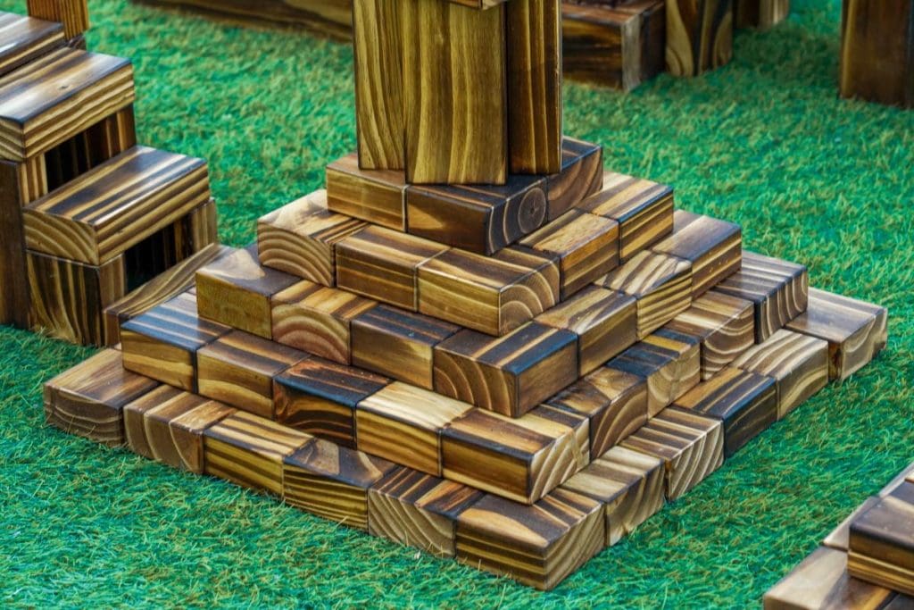1180 piece large outdoor wooden building blocks