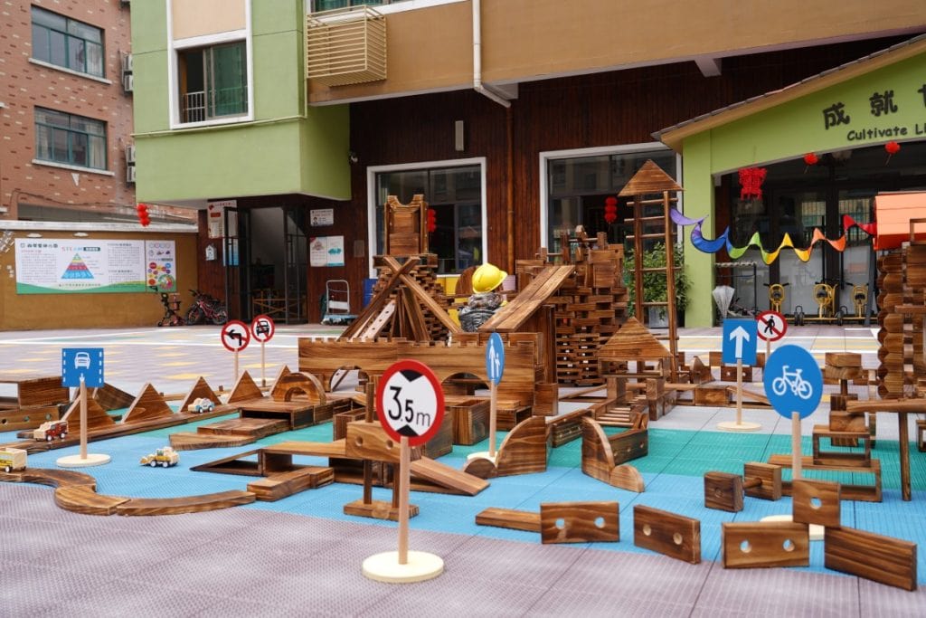 1223-Piece Complete Outdoor Building Block System