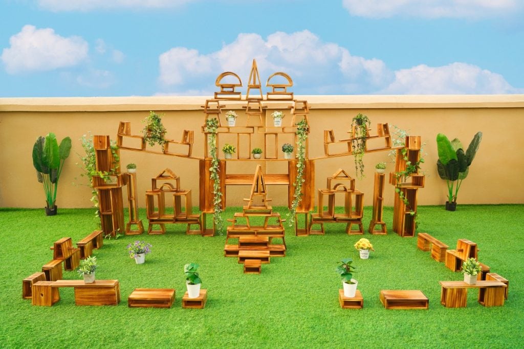 128-Piece Outdoor Hollow Wooden Building Blocks