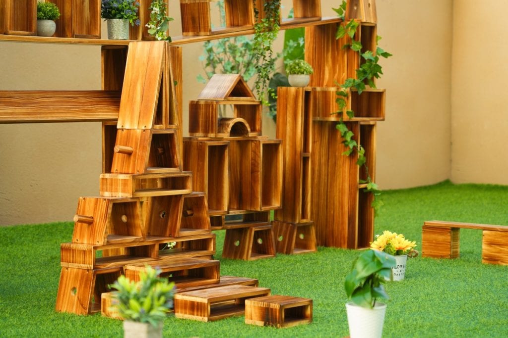 128-Piece Outdoor Hollow Wooden Building Blocks