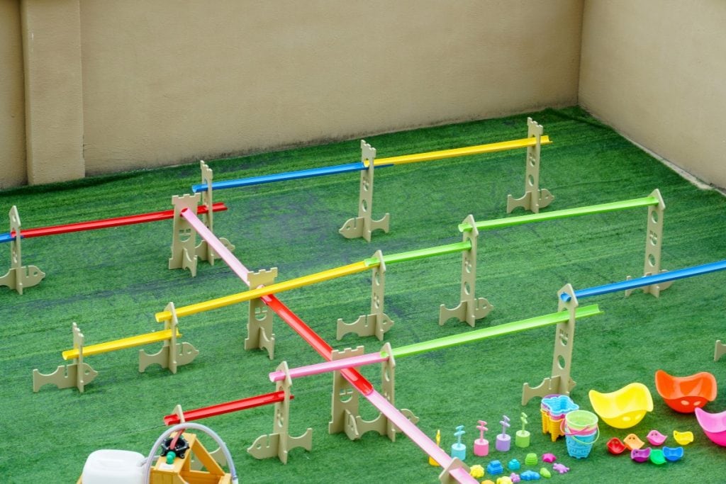 143 piece preschool water play system