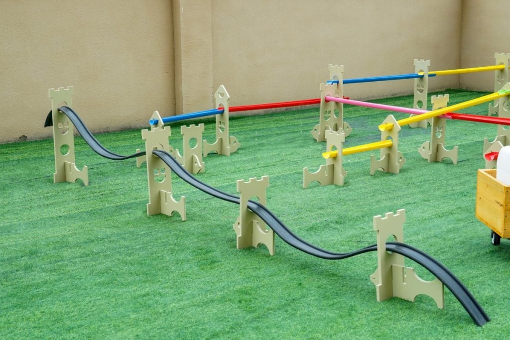 143 piece preschool water play system
