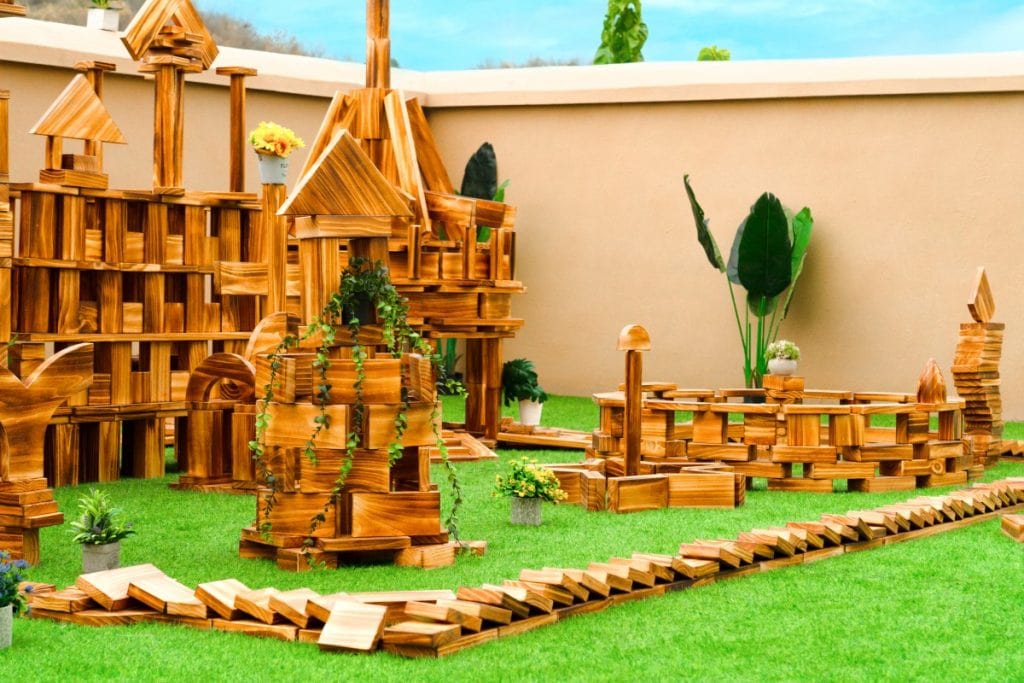 1633-Piece Large Outdoor Building Blocks – Deluxe Set