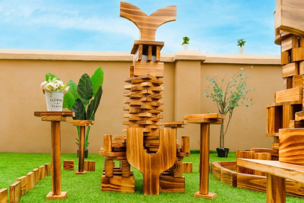 1633-Piece Outdoor Construction Blocks – Play Set