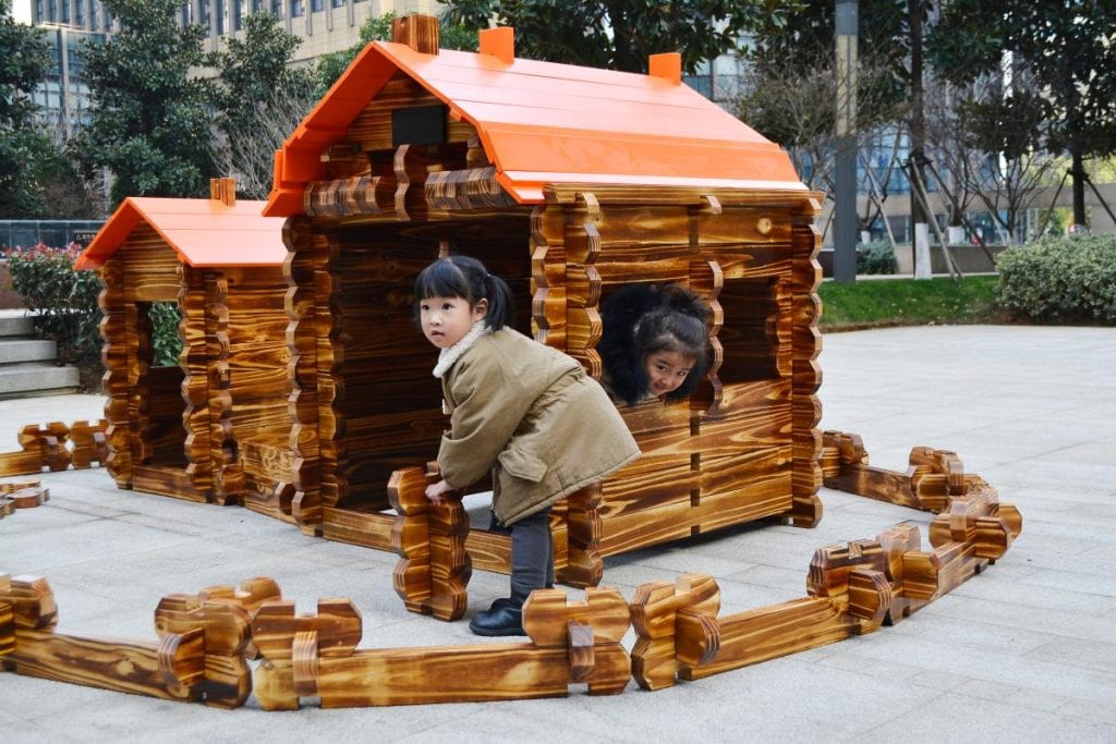 325-Piece Outdoor Wooden Town Building Set