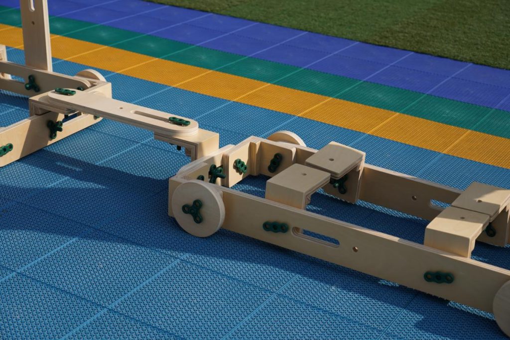 335-Piece Large Plywood Mechanical Construction Set