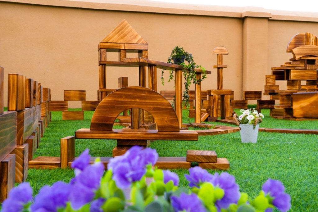 430-Piece Outdoor Wooden Building Block Set
