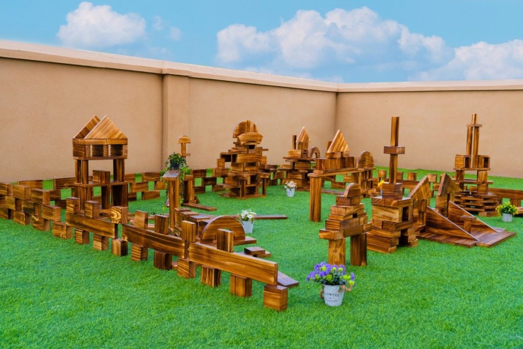 430-Piece Outdoor Wooden Building Block Set