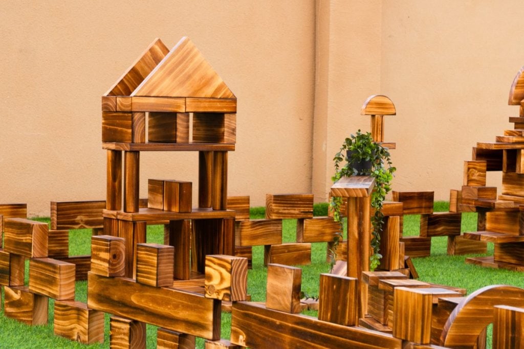 430-Piece Outdoor Wooden Building Block Set