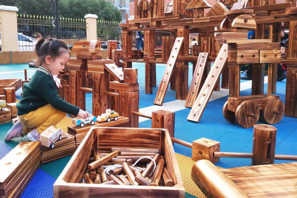 569-Piece Outdoor Interlocking Building Block Set