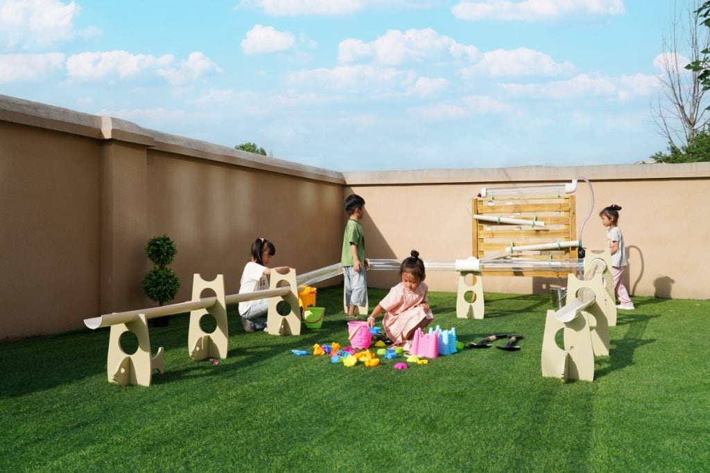 68 Piece Sand & Water Play Set