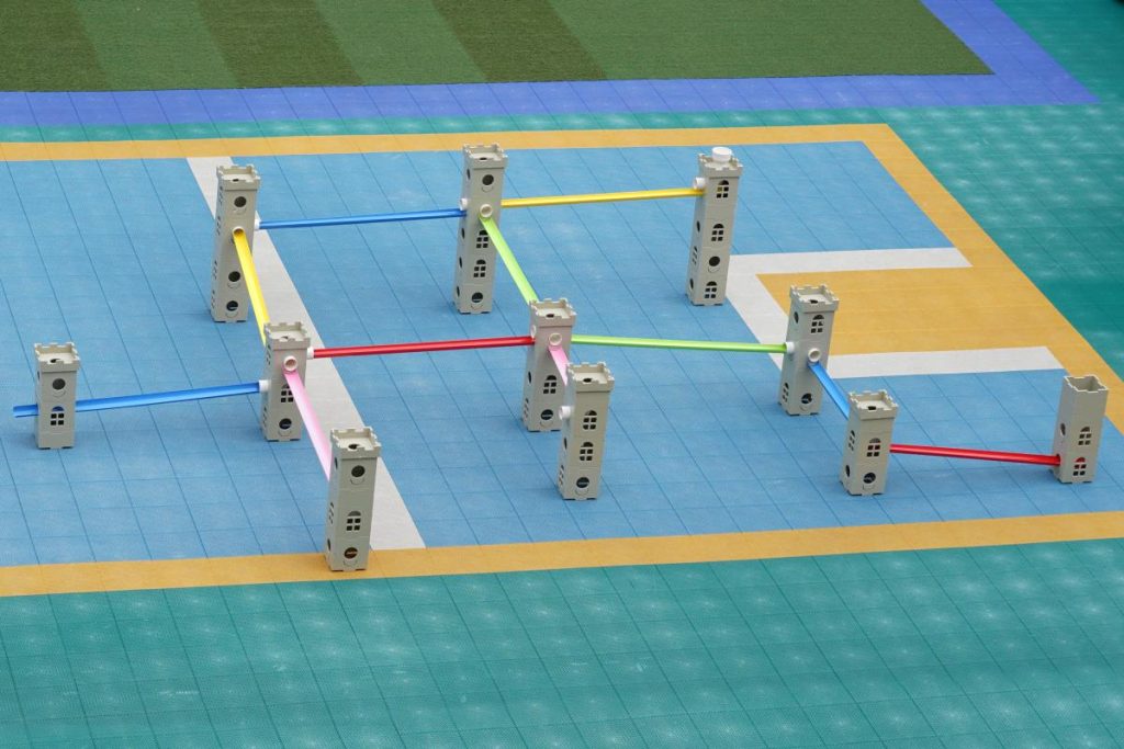 75 piece modular water play system