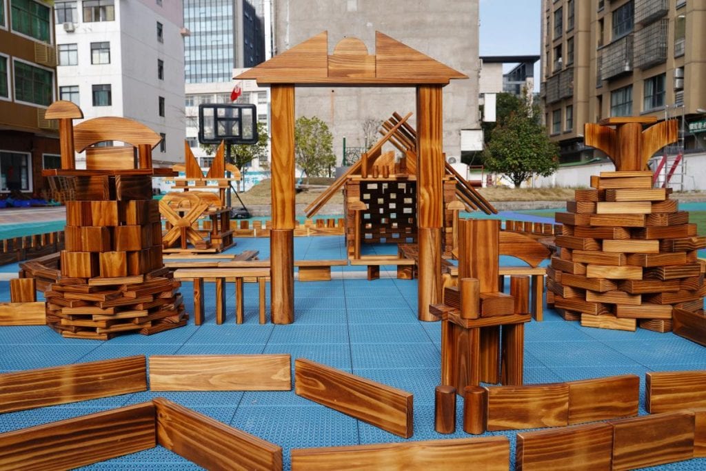866-Piece Outdoor Wooden Building Blocks – Deluxe Set