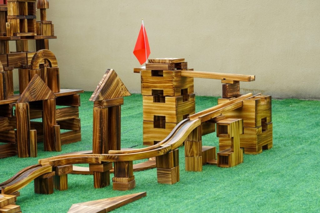 998 Piece Outdoor Landscape Building Block Set