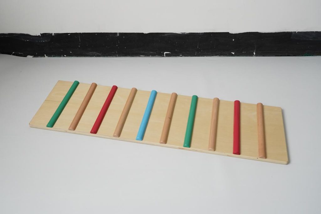 Colorful Round Bar Climbing Ladder