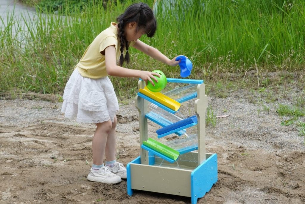 Double-Sided Water Play Station