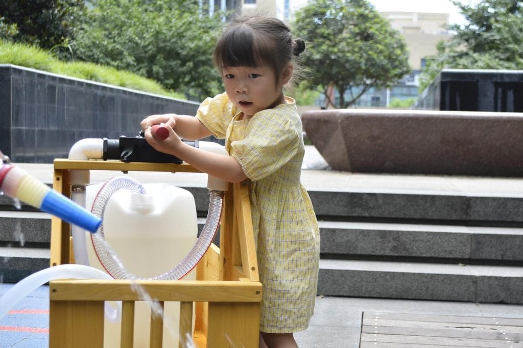 Mobile Water Exploration Cart