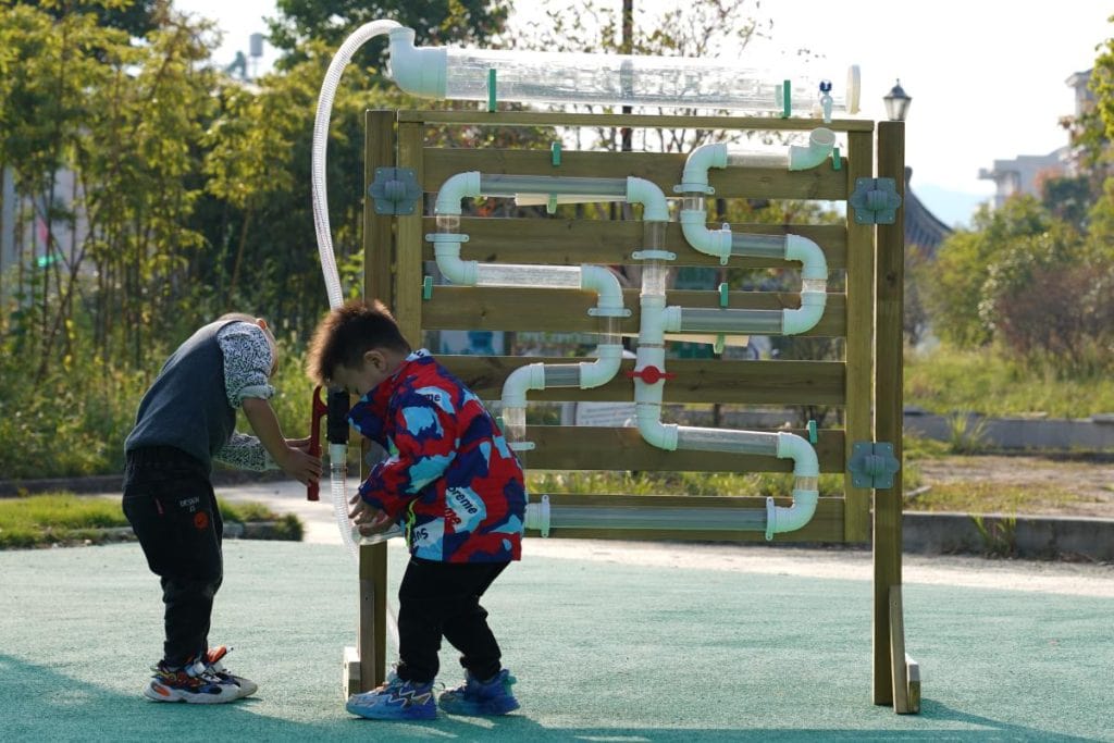 Multifunction Outdoor Water Play Wall