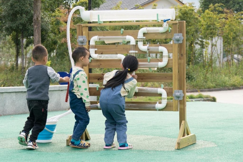Multifunction Outdoor Water Play Wall