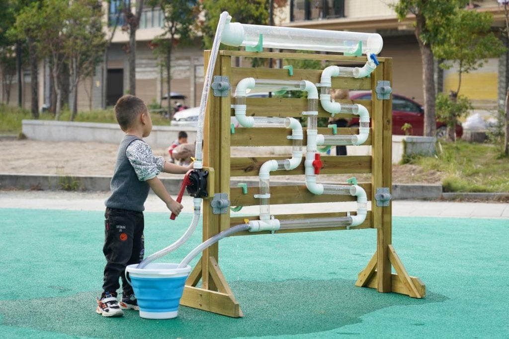 Multifunction Outdoor Water Play Wall