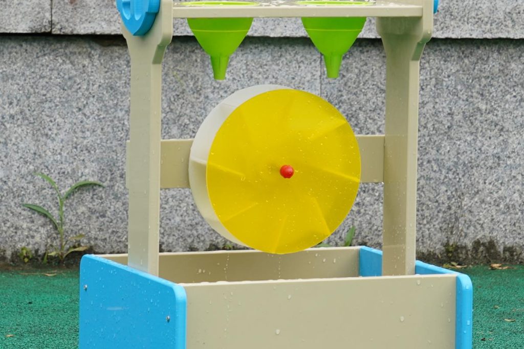 Outdoor Water Wheel Play Station