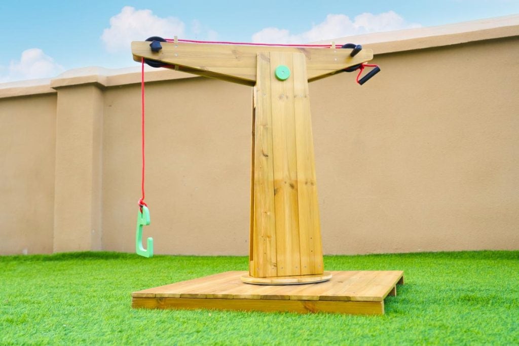 Outdoor Wooden Sand Crane for Children