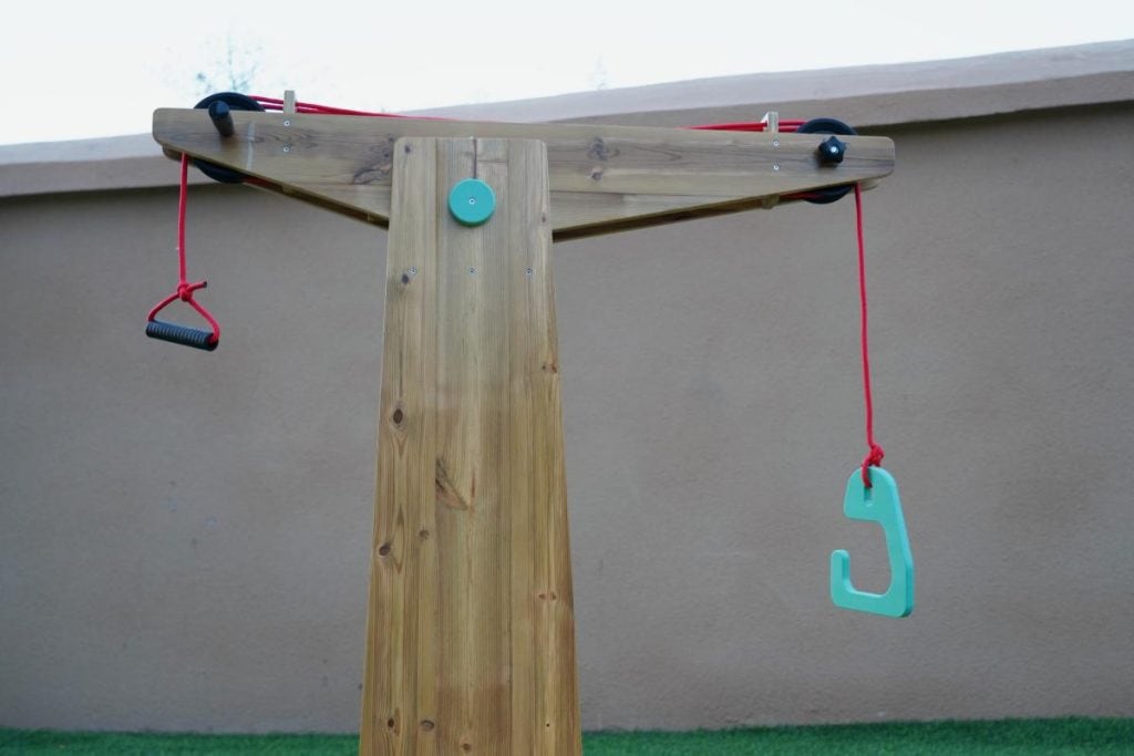 Outdoor Wooden Sand Crane for Children