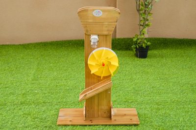 outdoor wooden sand wheel play station with rotating wheel for preschool sand flow play