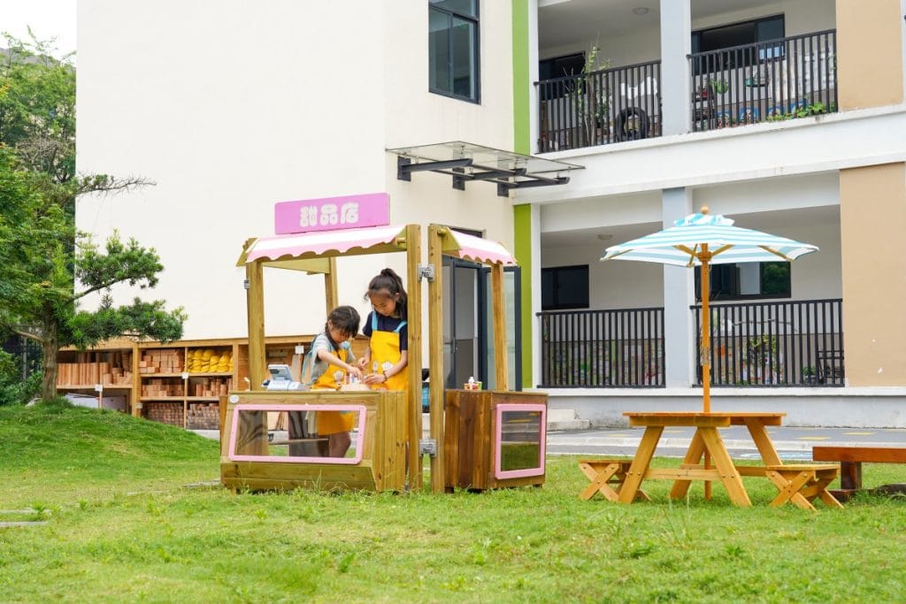 11-Piece Kids Pretend Cafe & Dessert Shop Set