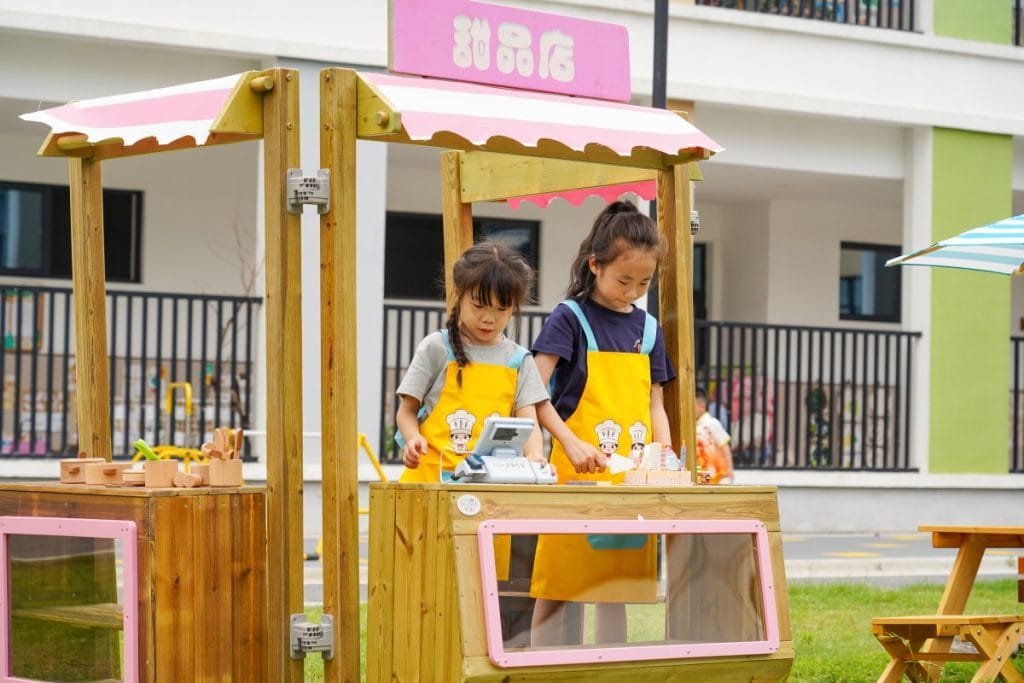 11-Piece Kids Pretend Cafe & Dessert Shop Set