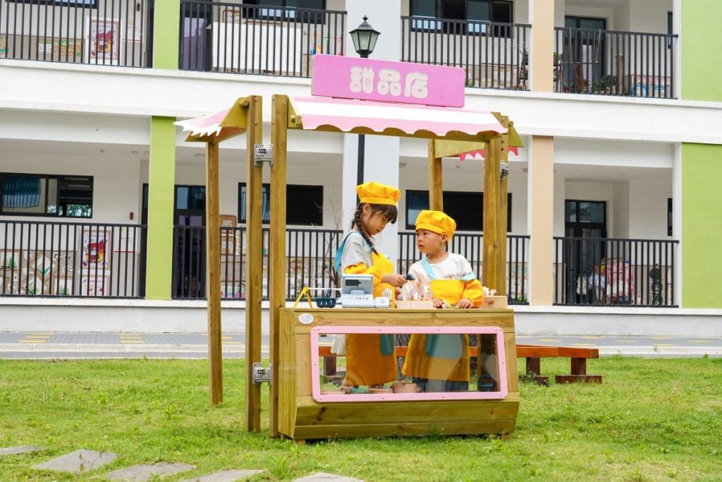 11-Piece Kids Pretend Cafe & Dessert Shop Set