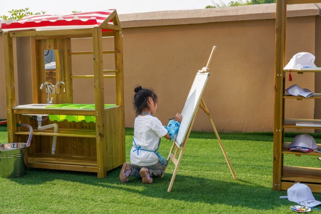 110-Piece Preschool Outdoor Art Equipment Set
