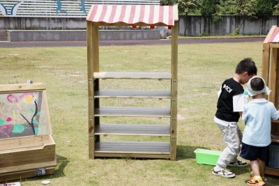 kids art display rack with four tiers for preschool artwork and creative projects