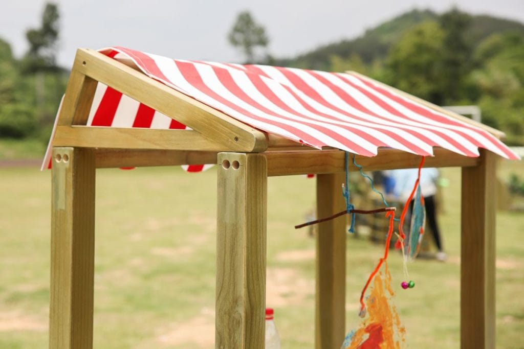 4-Tier Kids Artwork Display Rack