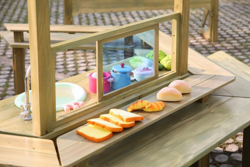 Modular Outdoor Dining Table for Kids
