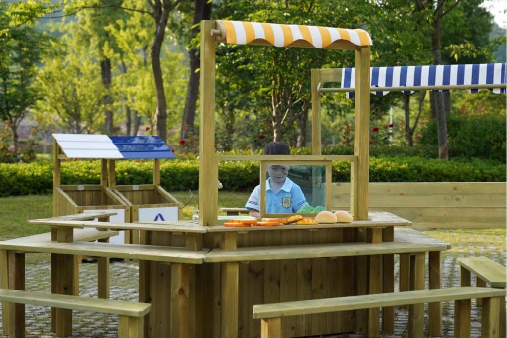 Modular Outdoor Dining Table for Kids