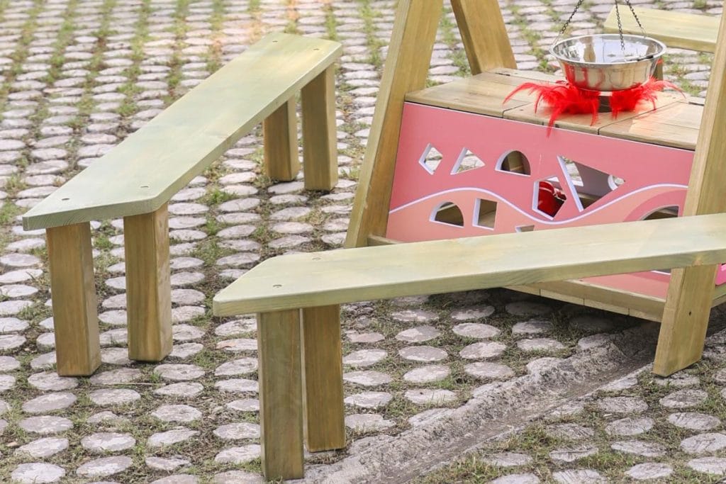 Modular Wooden Outdoor Bench for Kids