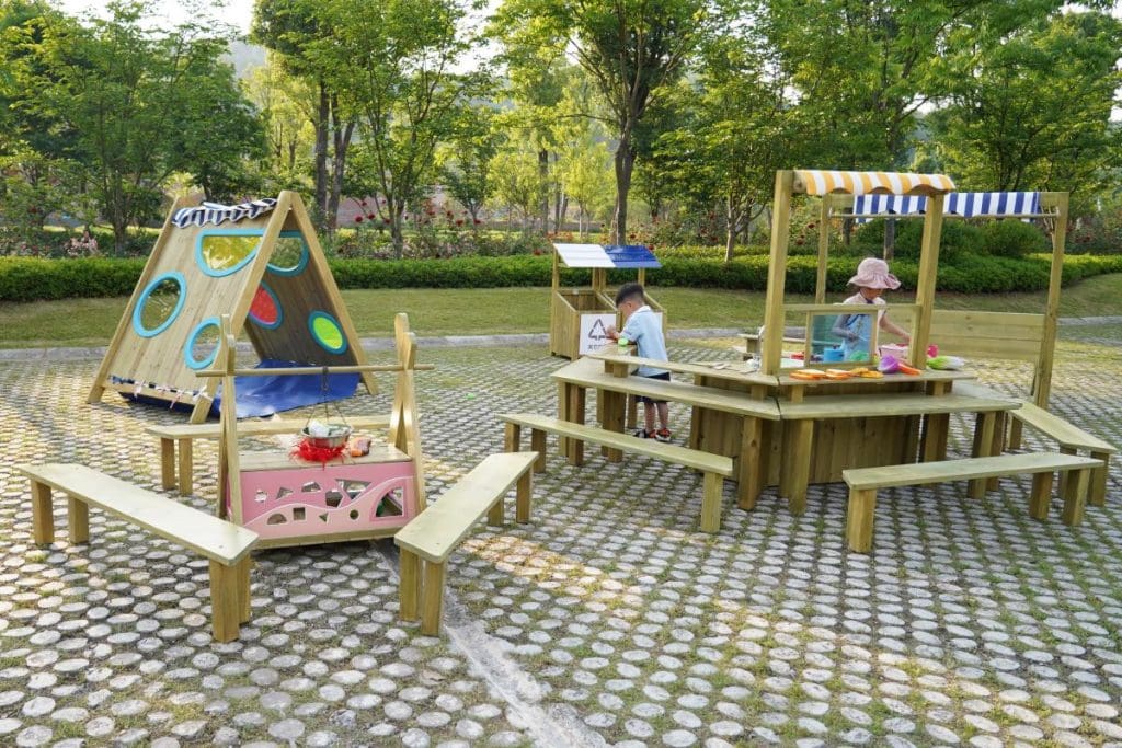 Modular Wooden Outdoor Bench for Kids
