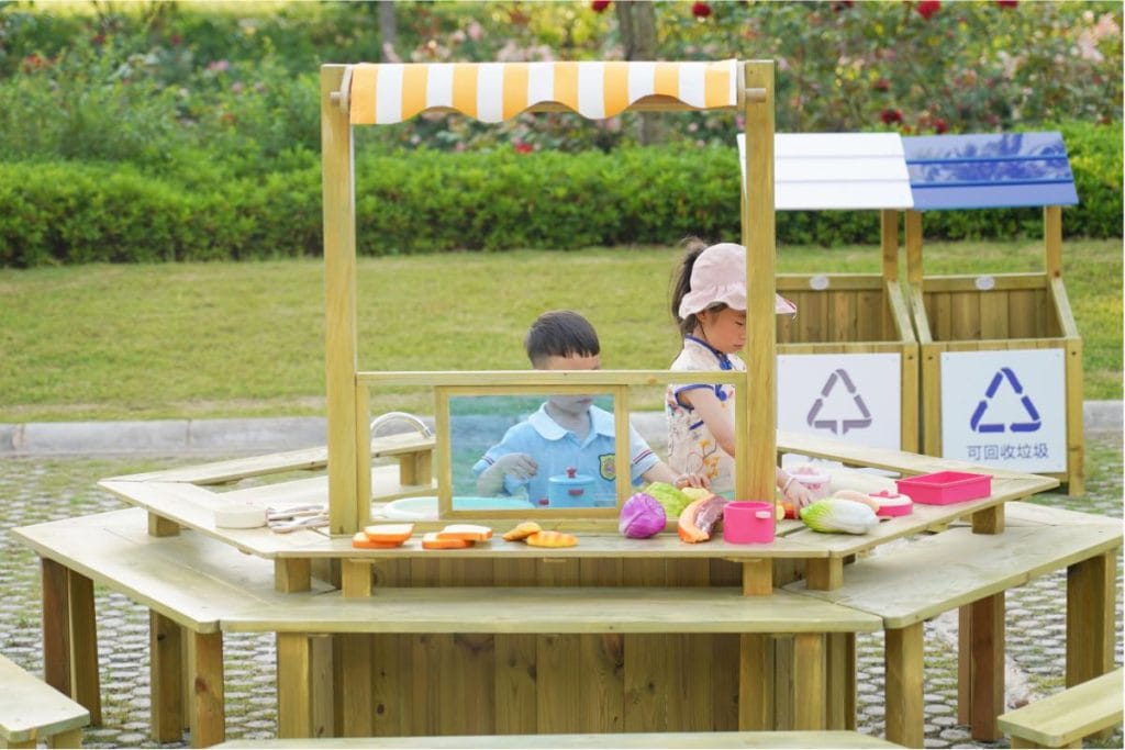 Outdoor Play Kitchen Workstation for Kids